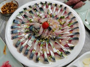 Sliced raw mackerel.jpg